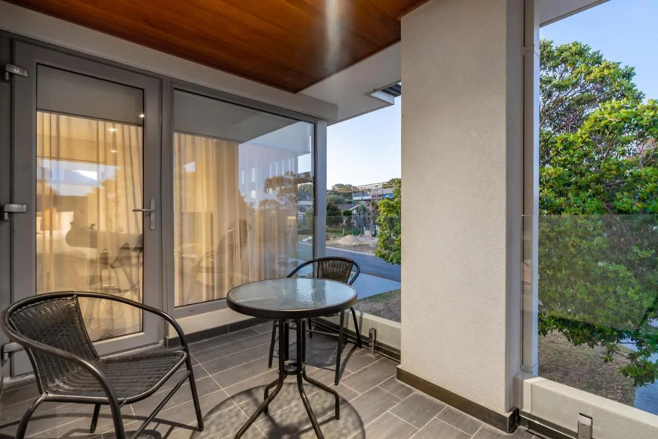 Family Vacation Escapade Shops Beach And Sun Await Perth Casa de Férias